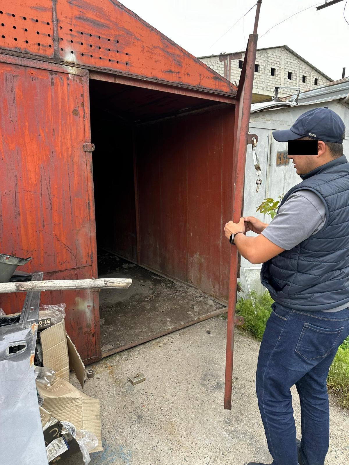 УКМК: Өзгөчө ири өлчөмдөгү баңгизаттарды сактоочу жай табылды