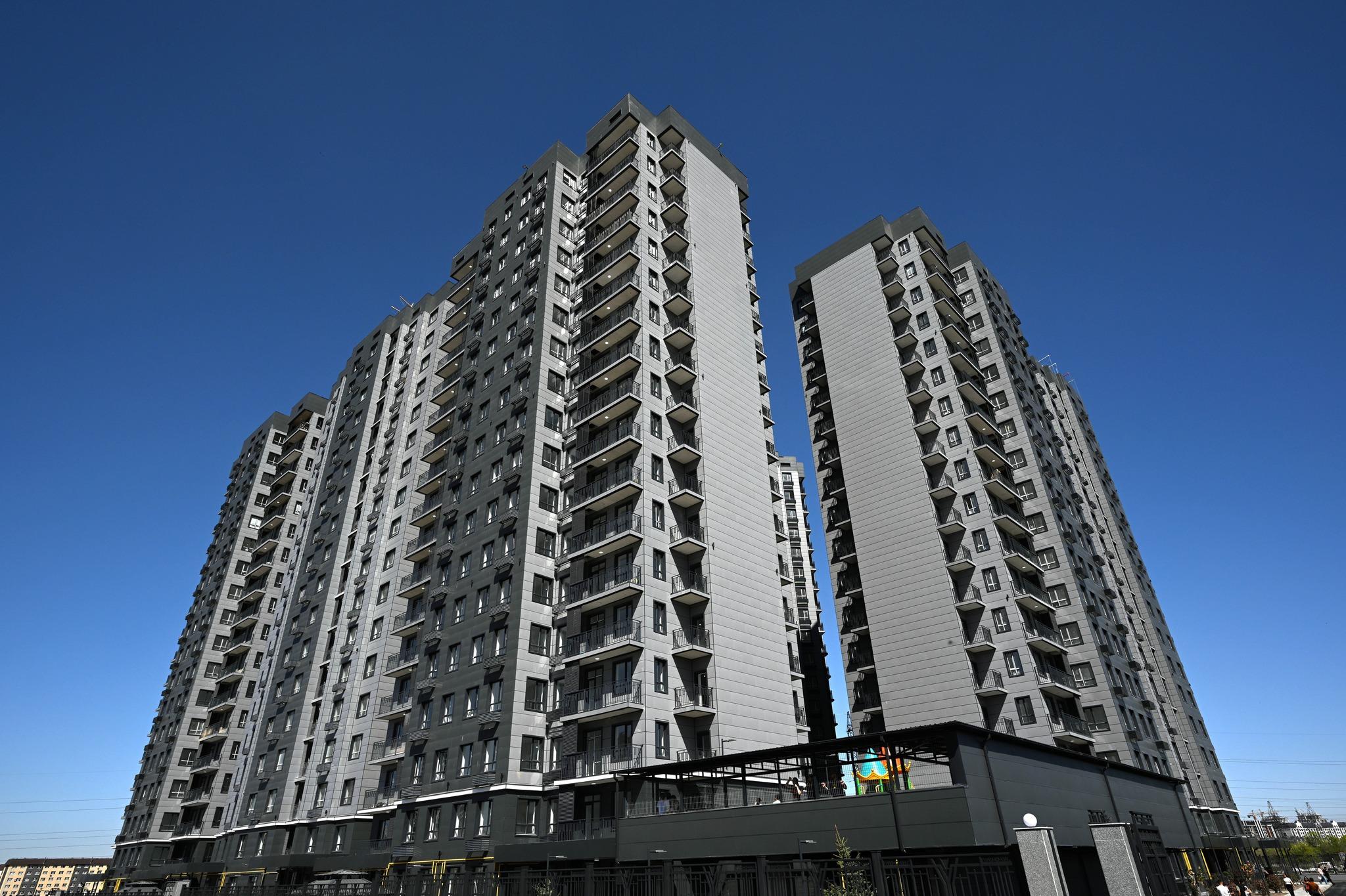 Садыр Жапаров: Мен турак-жайга муктаж болгон ар бир адам үйлүү болсо деп кыялданам, үйлүү болсоңор кубанам!