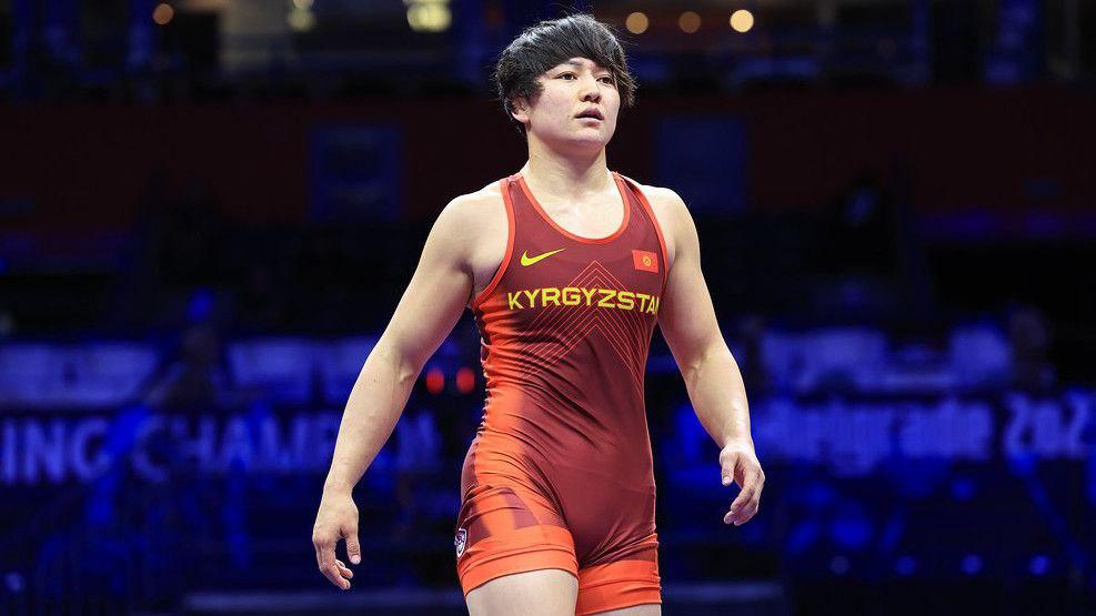 Мээрим Жуманазарова күмүш медаль утту