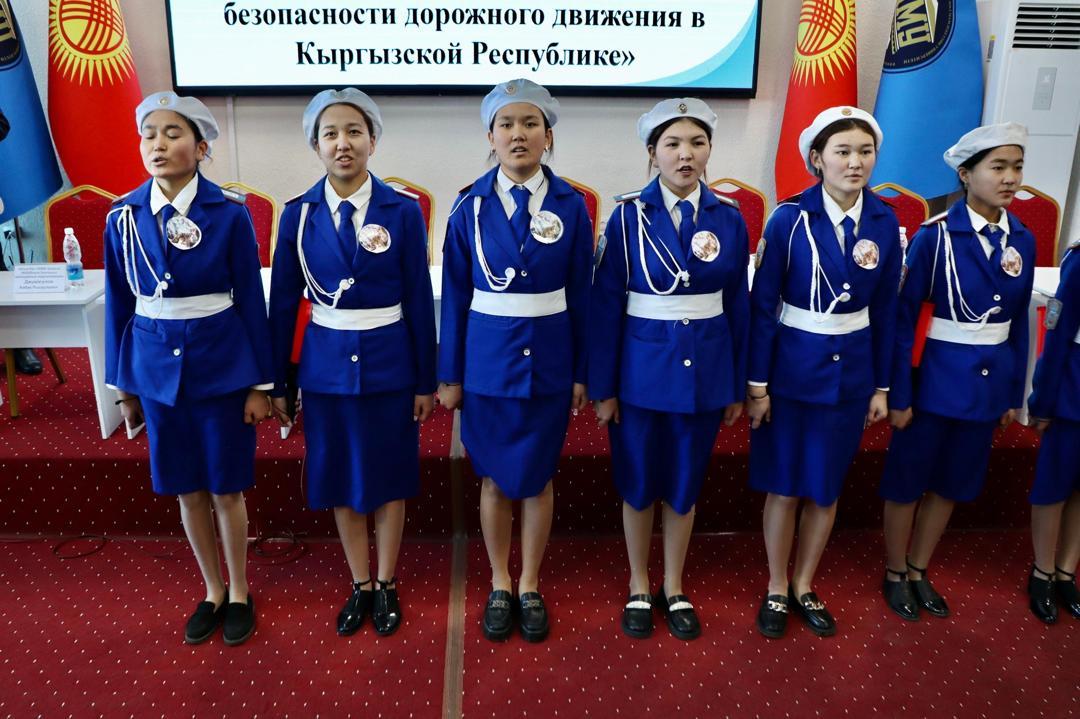 ИИМ Ысык-Көл университетинде жол кырсыктарын алдын алуу боюнча иш-чара өткөрдү. (Сүрөт)