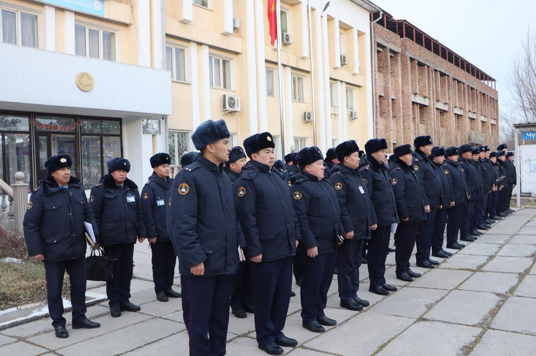 Жаңы жыл майрамы учурунда&nbsp; коопсуздук күчөтүлөт. (Сүрөт)