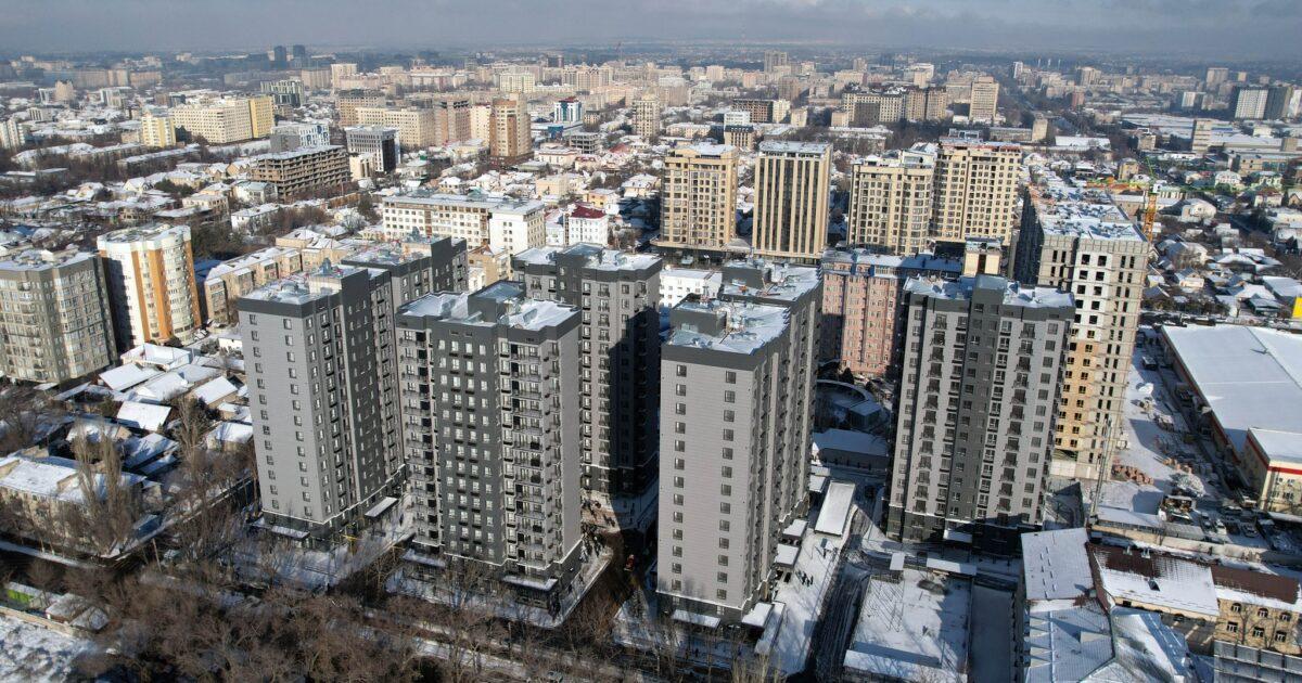 Президент: МИКтен батир алган жаран төлөмдү бир ай кечиктирсе, компания батирди алып коет