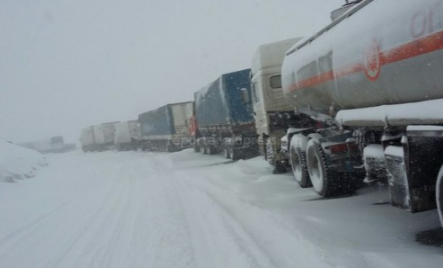 &ldquo;Сосновка&rdquo; постунда жүк ташуучу унаалар өткөрүлө баштады