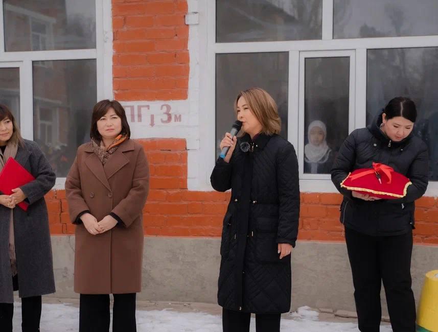 В Кыргызстане начали курсировать школьные автобусы, подаренные АНО &laquo;Евразия&raquo;