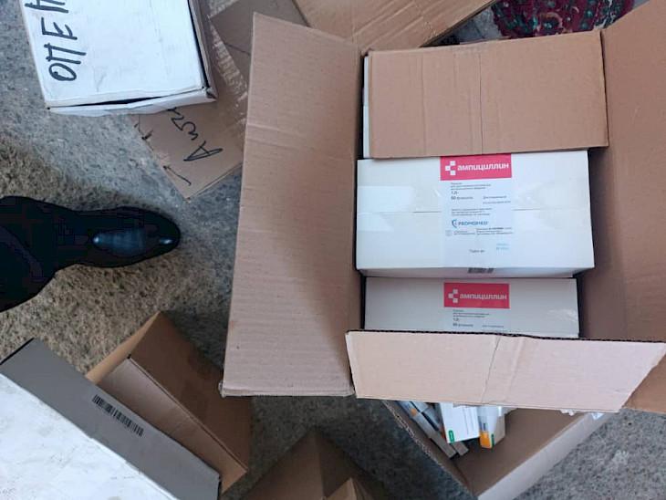 Ошто бир миллион сомдук аткезчилик жол менен алынып келген дары-дармектер кармалды