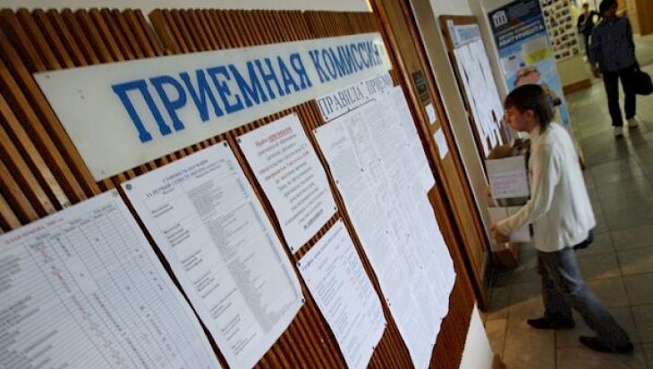 Эми Кыргызстанда абитуриенттер ЖОЖдорго тапшырганда кыргыз тилинен тест берет