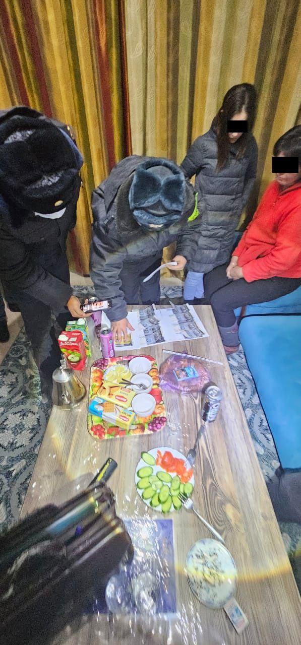 Сокулук районунда интимдик кызмат көрсөткөн сойкукананын ишмердүүлүгүнө бөгөт коюлду (Сүрөт)