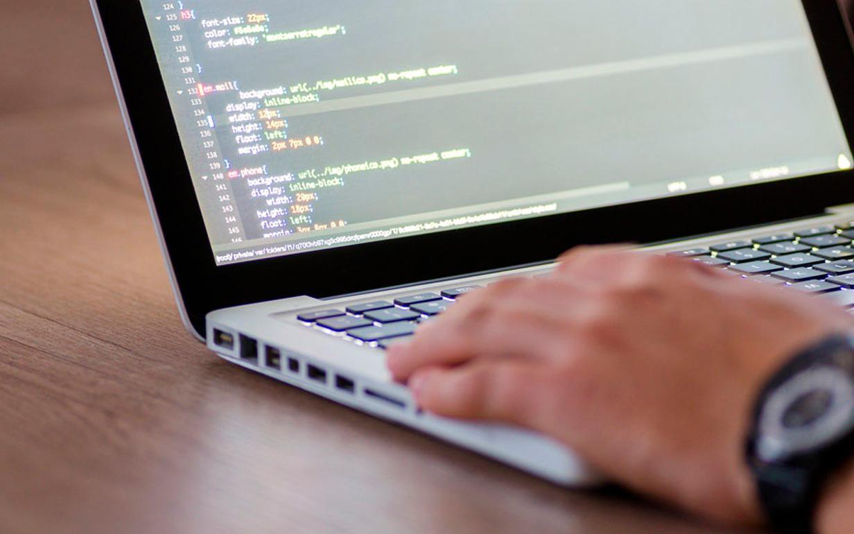 &ldquo;Python тилинде программалоону&rdquo; үйрөнгүңүз келеби? Шашылыңыз! Акысыз онлайн курс жарыяланды