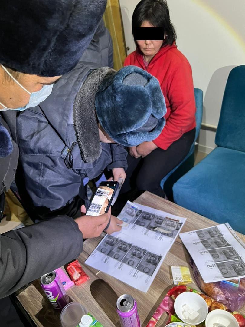 Сокулук районунда интимдик кызмат көрсөткөн сойкукананын ишмердүүлүгүнө бөгөт коюлду (Сүрөт)