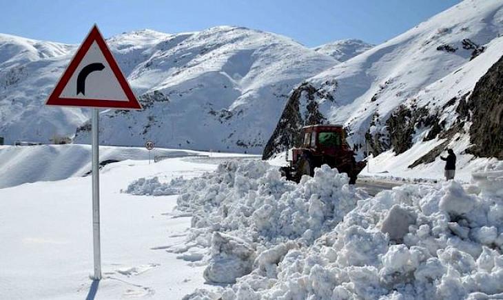 Кыргызстандын тоолуу райондорунда кар көчкү түшүүсү ыктымал