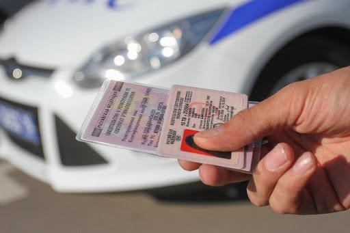 Айдоочулук күбөлүктү интернеттен сатып алгандар жоопко тартылат