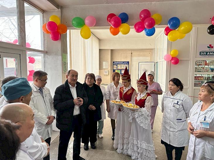 Бишкекте дагы эки мамлекеттик дарыкана ачылды