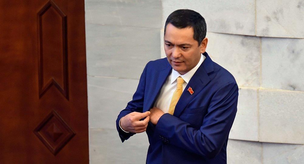 Өмүрбек Бабанов кызматка барды