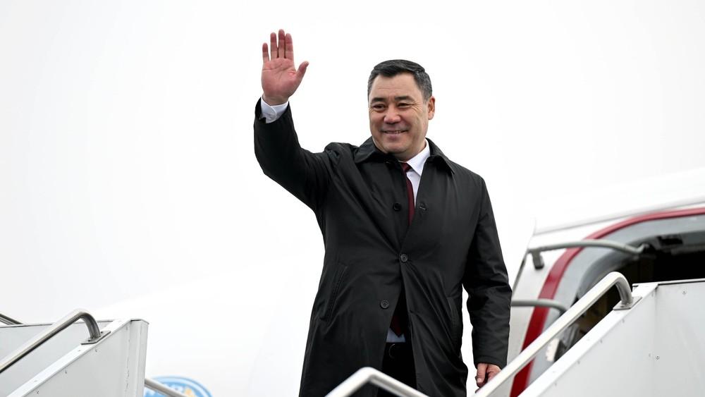 Садыр Жапаров иш сапары менен Россияга учуп кетти