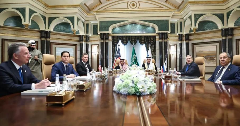 Эр-Рияд: Орусия менен АКШ делегацияларынын сүйлөшүүсү башталды