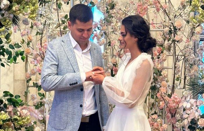 Бир күндө өлкө боюнча 184 түгөй никесин расмий каттады