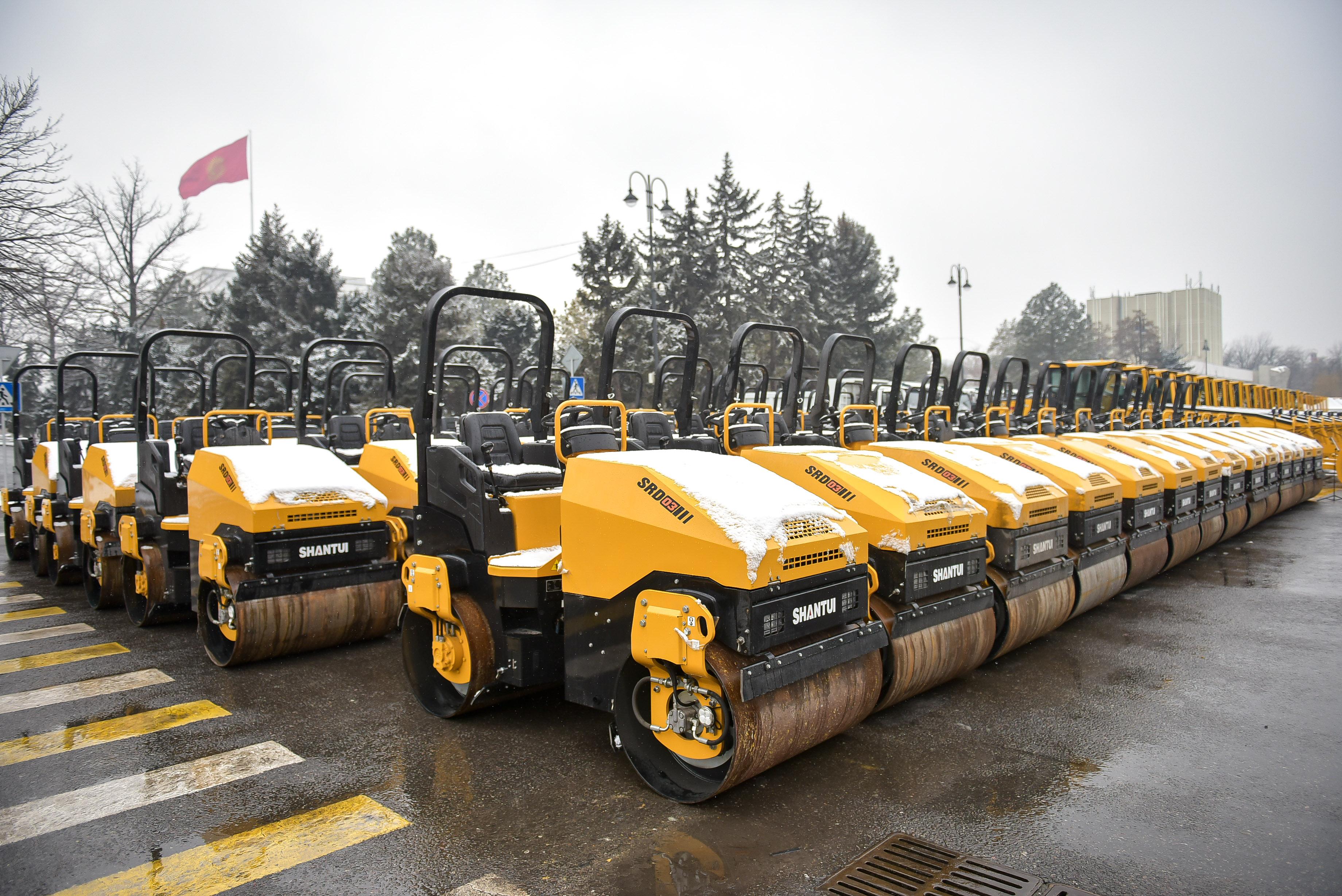 Транспорт министрлигине 453 жаңы атайын техниканы тапшырылды