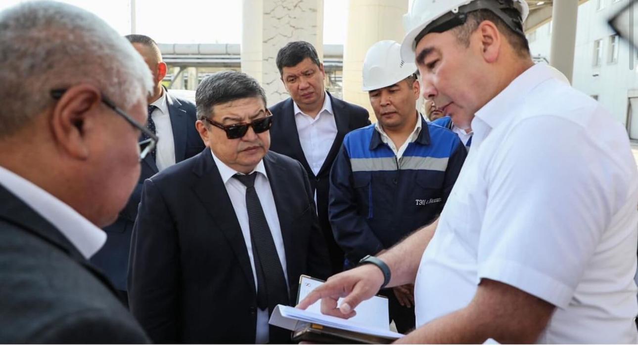 Акылбек Жапаров посетил ТЭЦ Бишкека