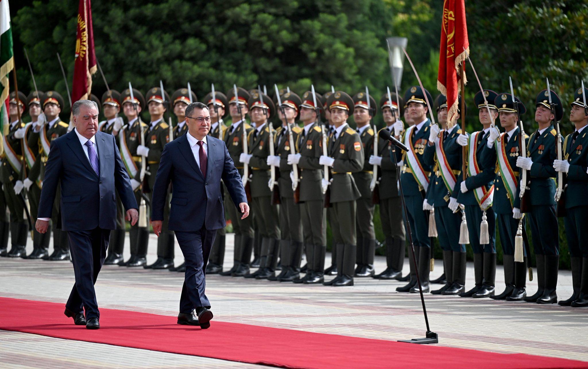 Президент Жапаровдун Тажикстандагы сапары башталды