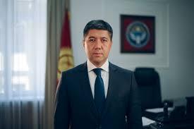 Садыр Жапаров Улуттук банктын төрагасы Мелис Тургунбаевге дагы сөгүш жарыялады