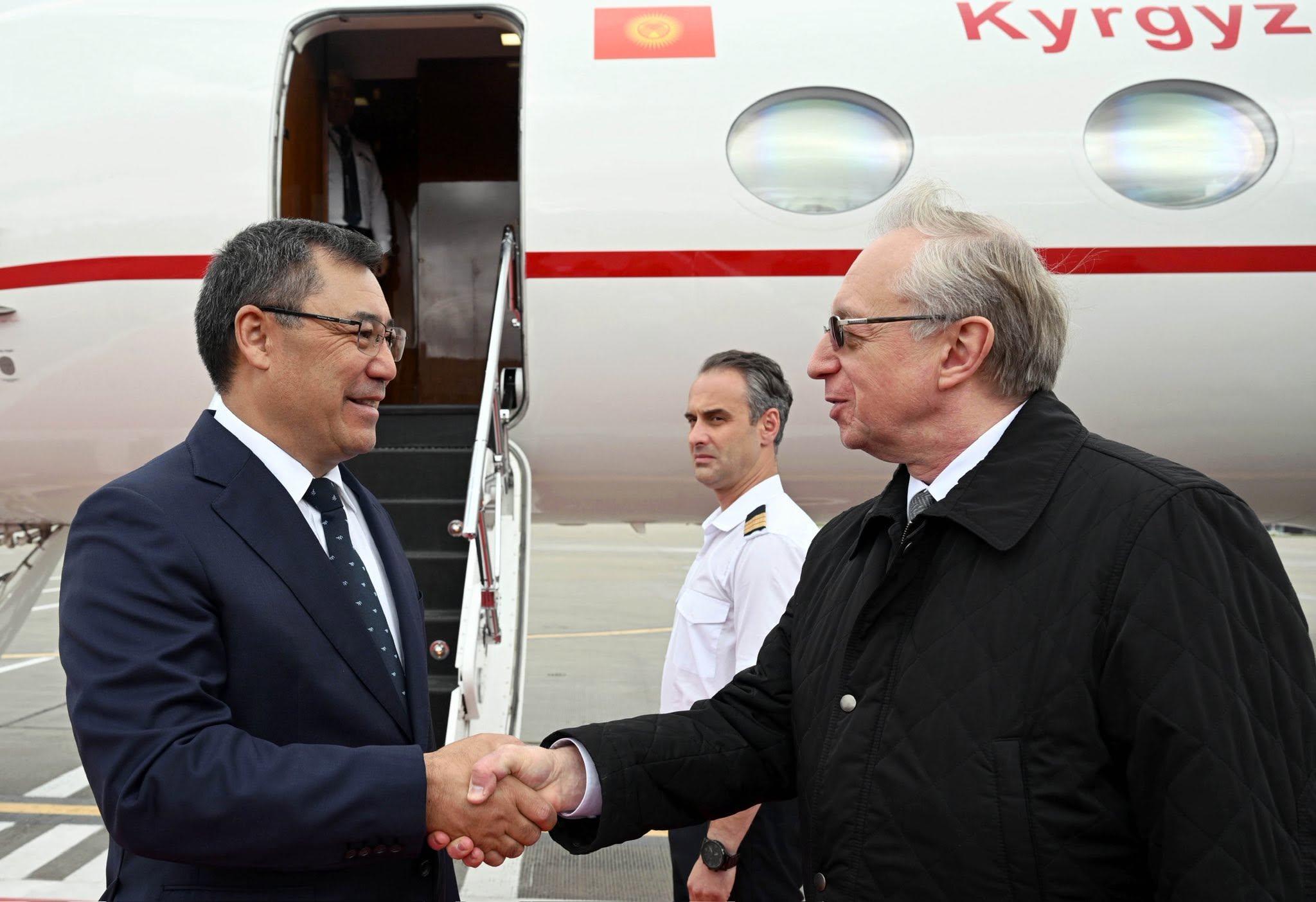 Президент Садыр Жапаров иш сапары менен Москвага барды