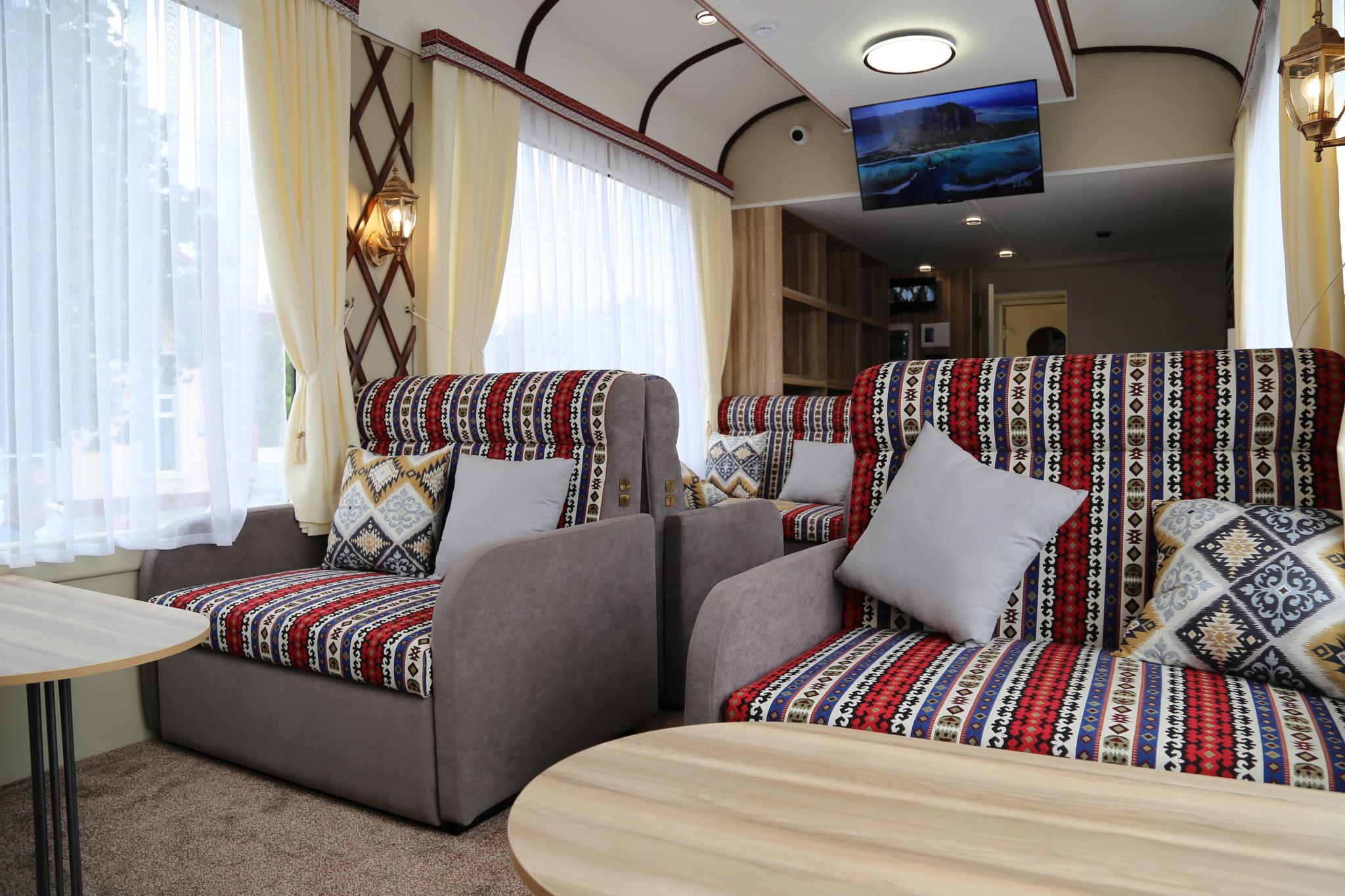 Бишкек &ndash; Балыкчы поезд каттамында жаңы VIP-вагон ишке киргизилди