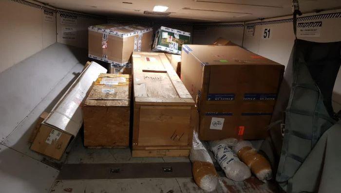 Индиядан келген учактан тетиктер алынды