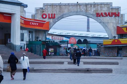 Ош базарында соодагерлер сабалганы айтылды. Милиция үн катты