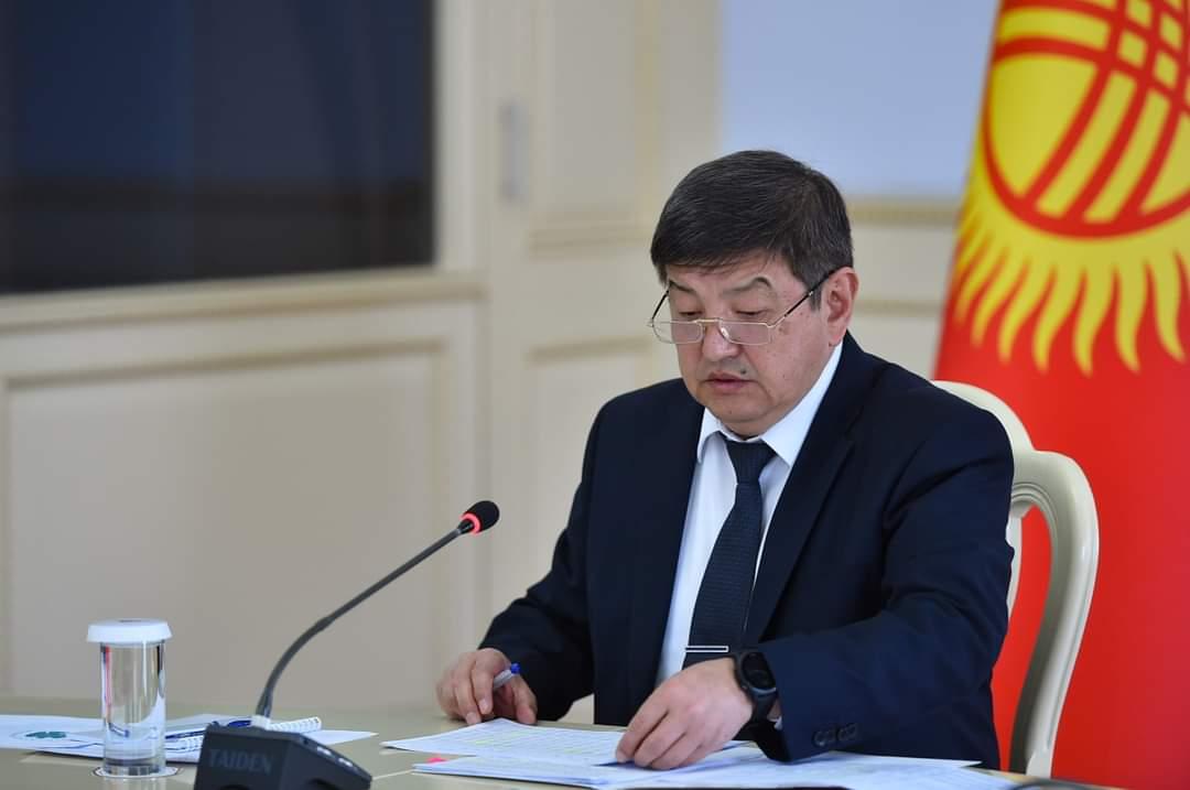 Акылбек Жапаров иш сапары менен Ашхабад шаарына учуп кетти