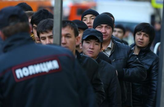 Орусиянын ИИМи кыргыз дипломаттарына Орусияга кирүүнүн жаңы тартиби тууралуу маалымат берди