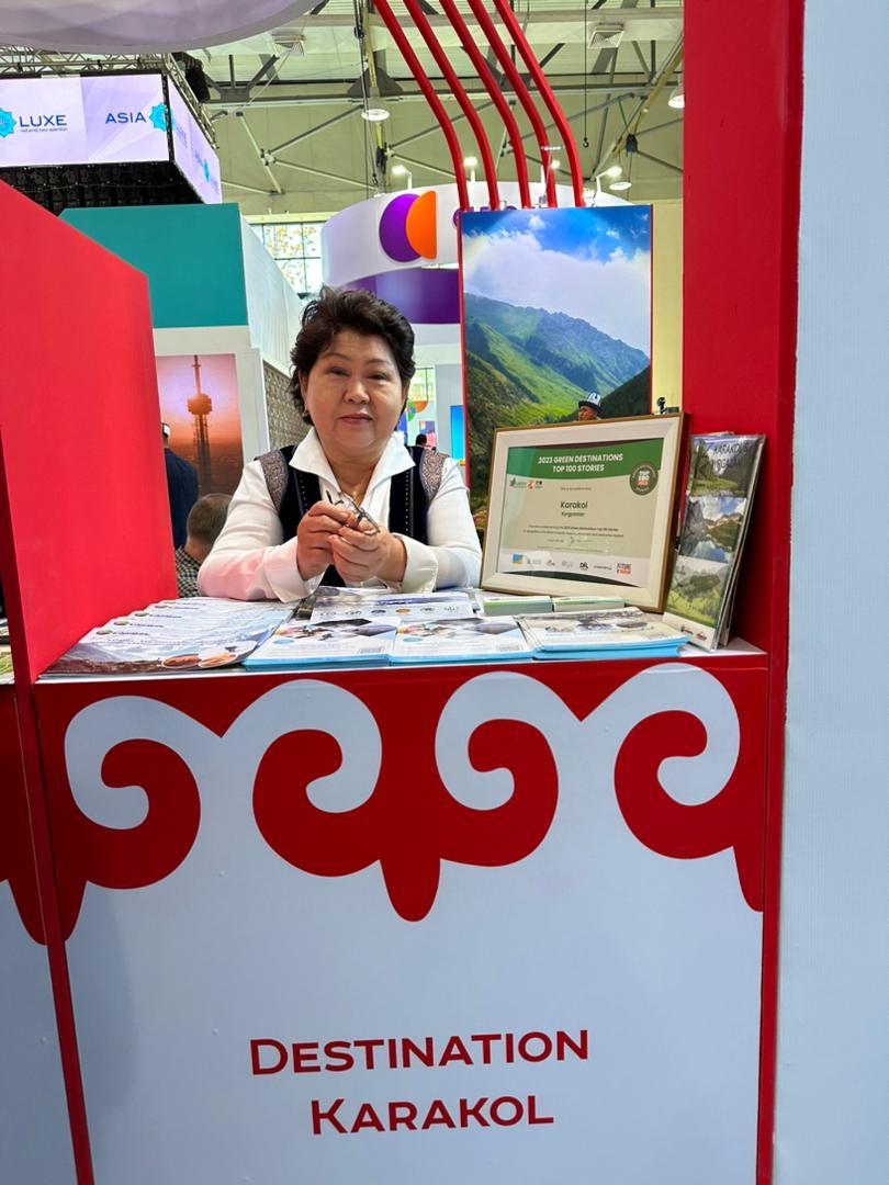 Ташкенттеги көргөзмөдө Кыргызстандын атынан рекорддук сандагы туроператорлор катышууда (сүрөт)