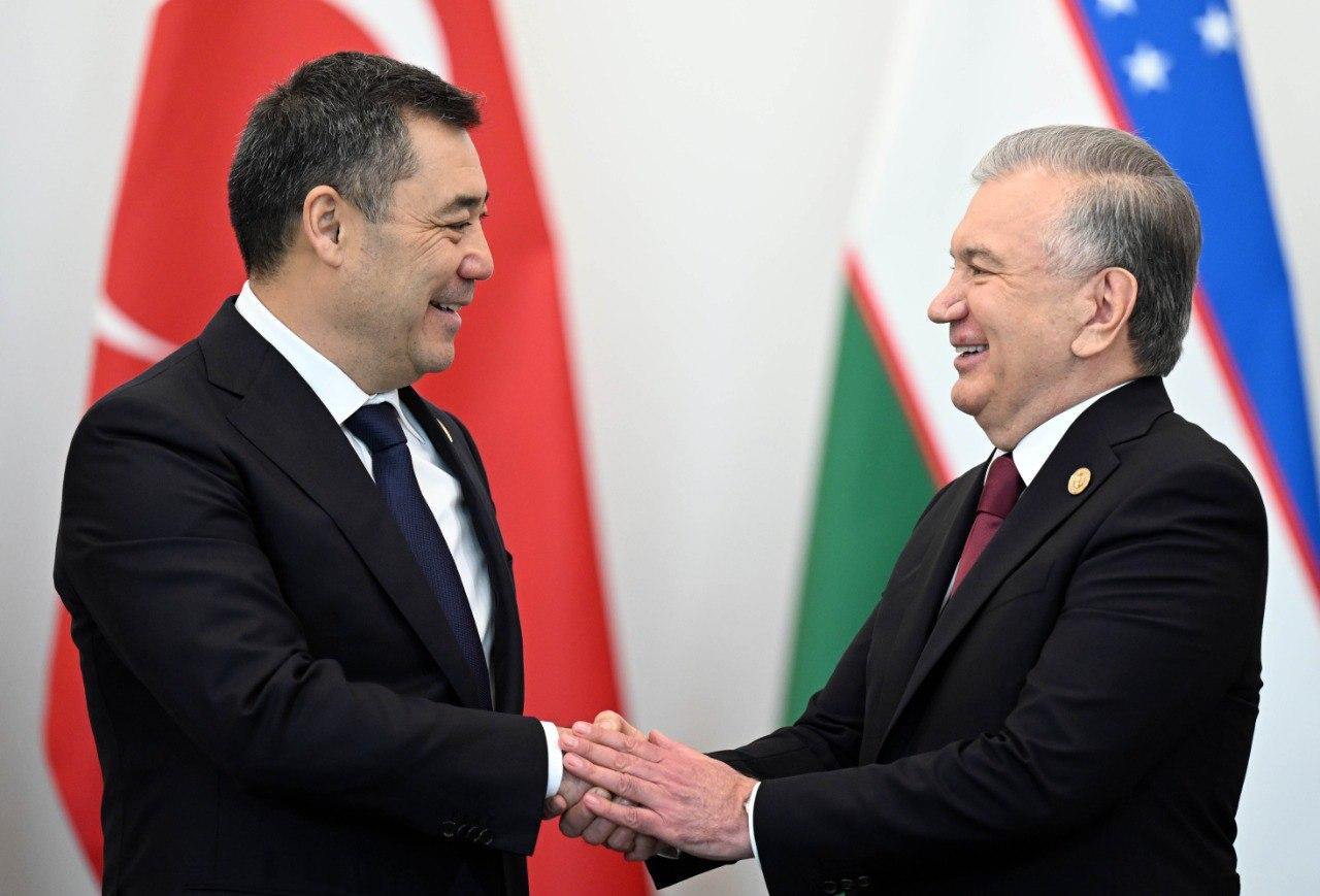 Садыр Жапаров ЭКУга мүчө-мамлекеттеринин башчыларынын кезектеги Саммитинин ишине катышууда (видео)