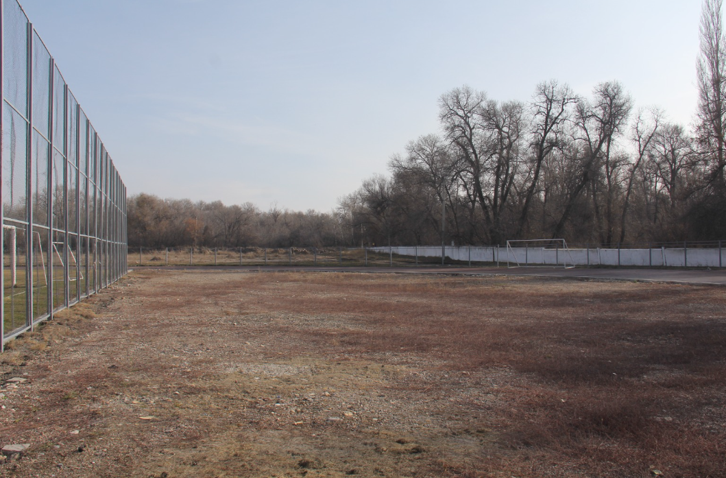 Ташиев Таластагы стадионду оңдоп-түзөөдөн өткөрүүнү тапшырды