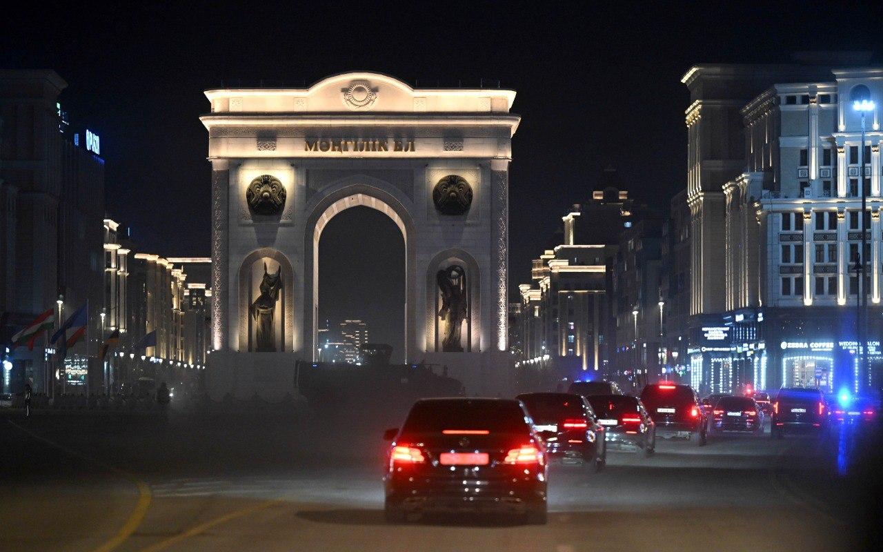 Садыр Жапаров иш сапары менен Казакстанга барды. (Сүрөт)