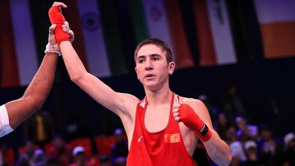 Кыргызстандык эки боксчу дүйнө чемпионатында коло байге тагынды