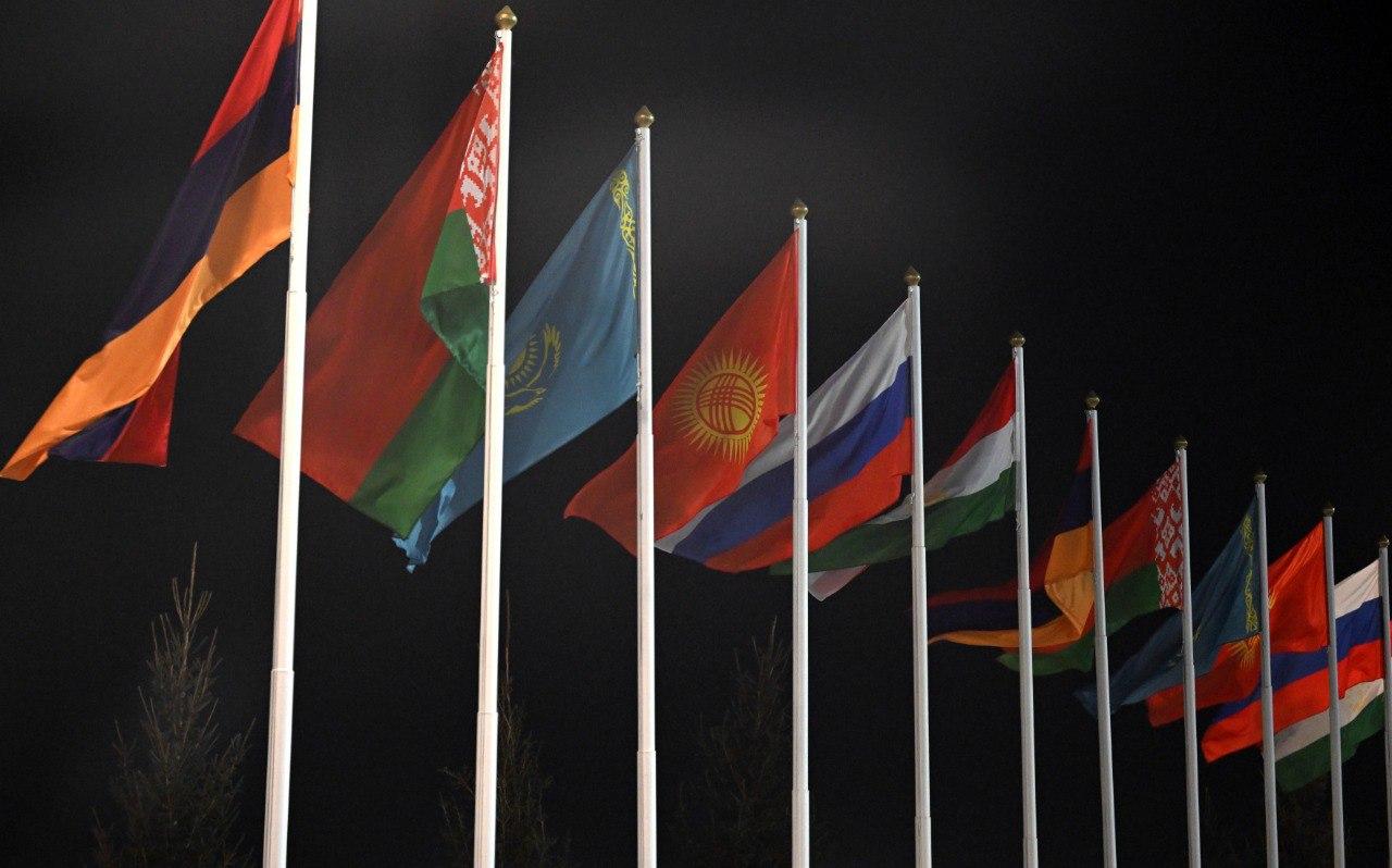 Садыр Жапаров иш сапары менен Казакстанга барды. (Сүрөт)