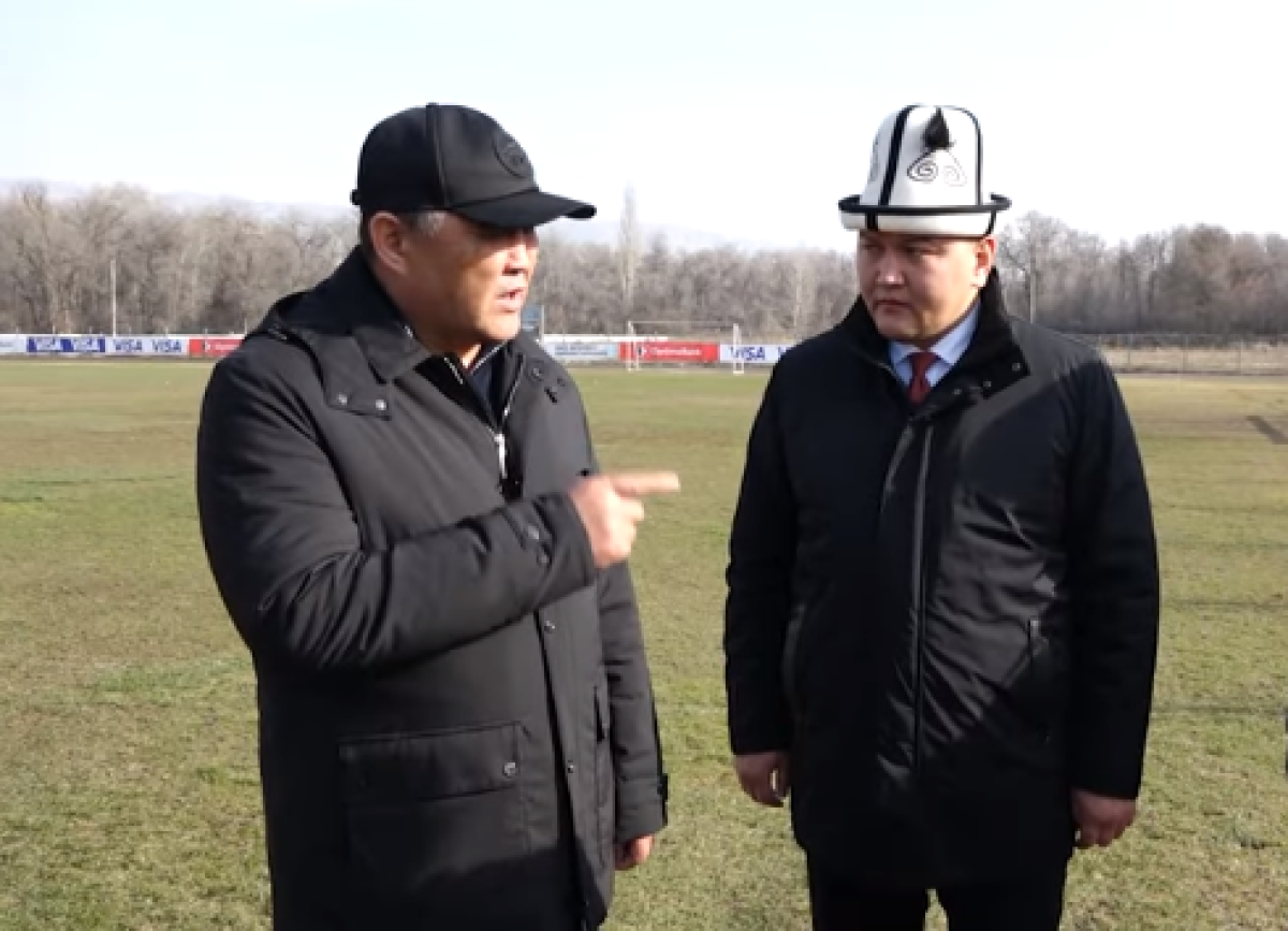 Камчыбек Ташиев Талас &mdash; Тараз жолун эки жылда оңдоп бүтүрүүнү тапшырды