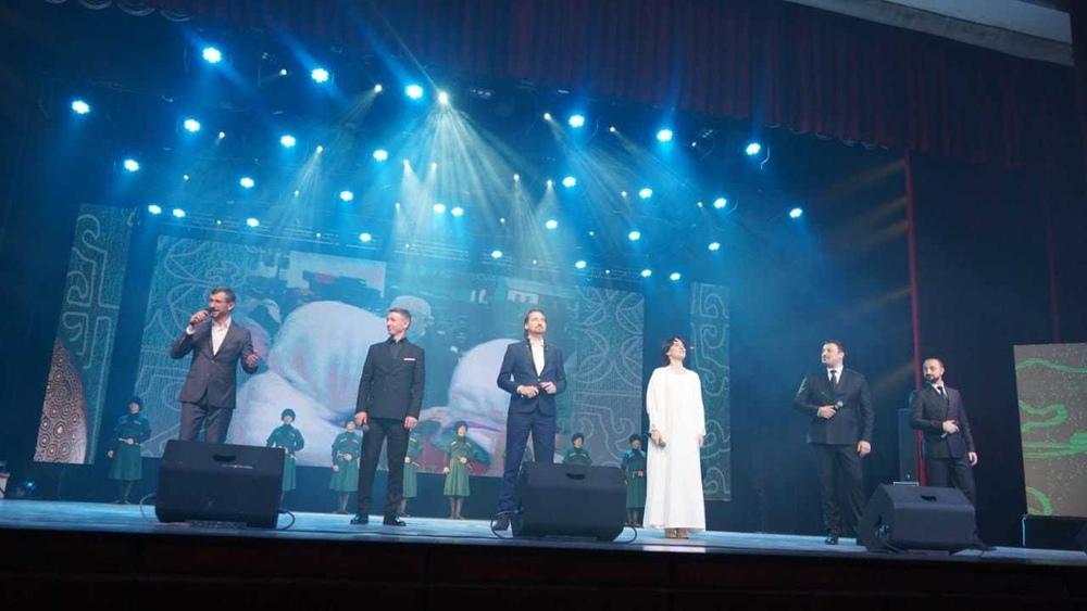 В Бишкеке состоялось мероприятие в честь 100-летия народного поэта Дагестана Расула Гамзатова. Фото