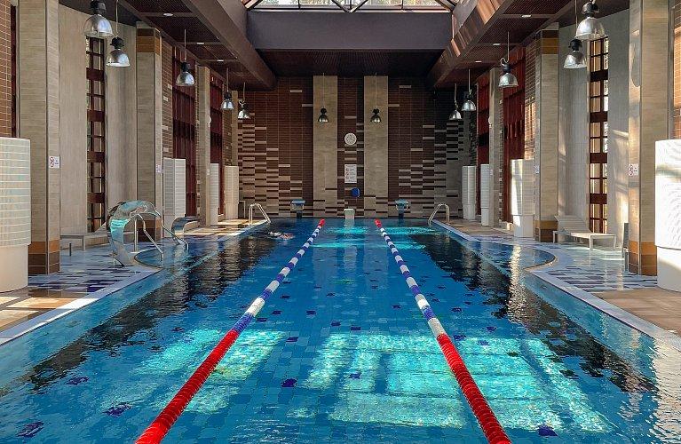 Баткендин Кадамжай шаарында бассейн курулат