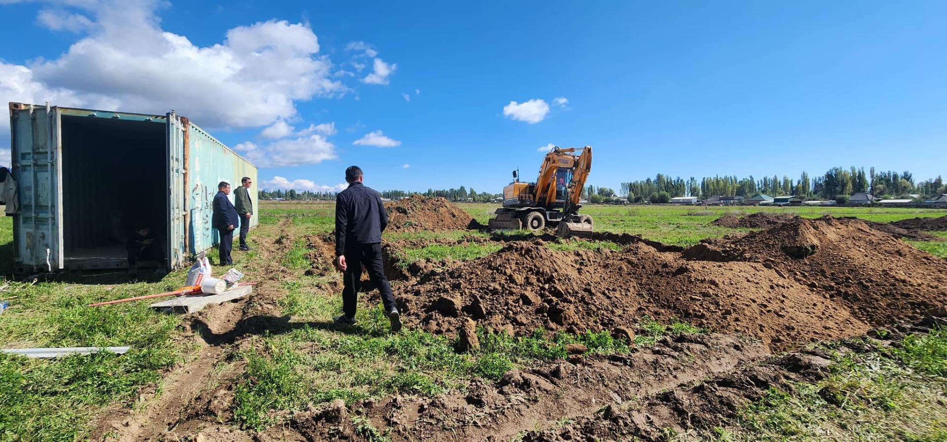 Тамчыда селден жабыркагандар үчүн беш турак жайдын курулушу башталды