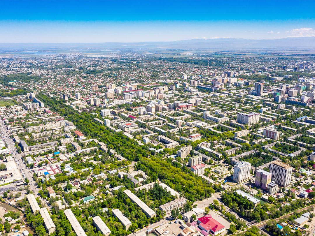 Быйыл тогуз айда Кыргызстанга Өзбекстандан 2,1 млн киши келип-кеткен