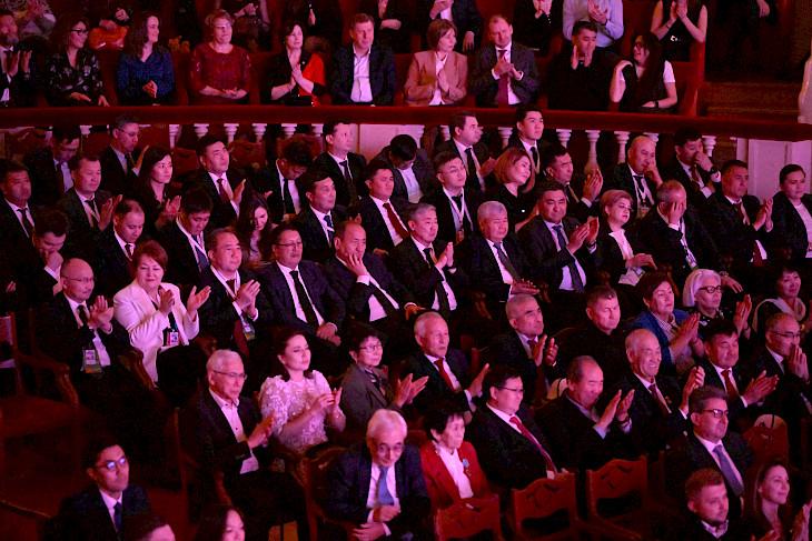 Кара-Кыргыз автономиялуу облусунун түзүлгөндүгүнө 100 жыл! Москвада маданий иш-чара өттү