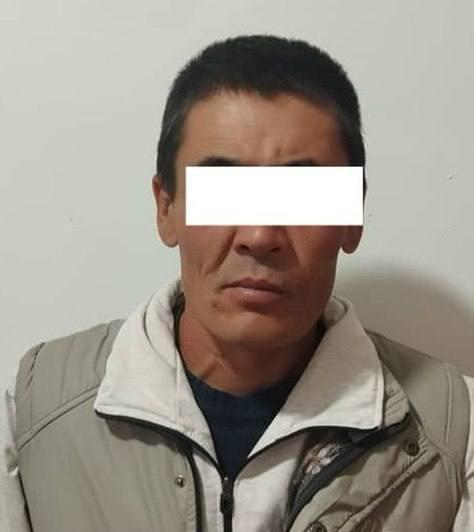 Наристесин жаман сөздөр менен сөгүп,эшике кууган ата милиция тарабынан кармалды